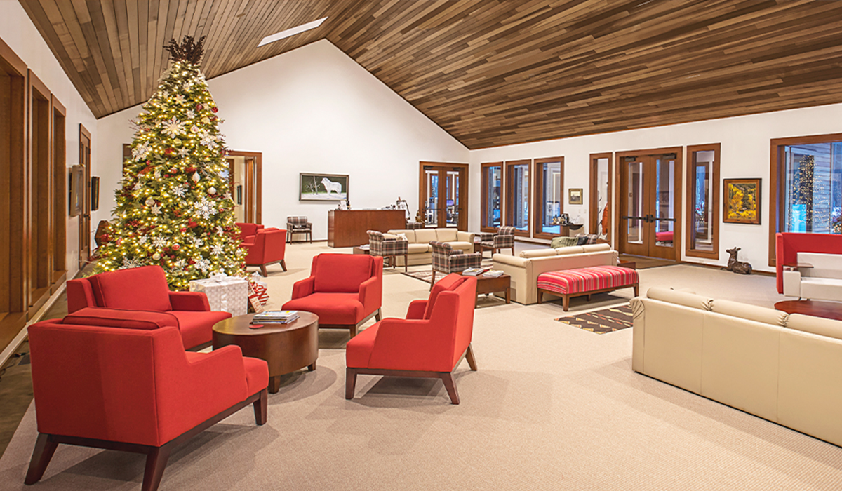 The large common area is perfect for taking a break.